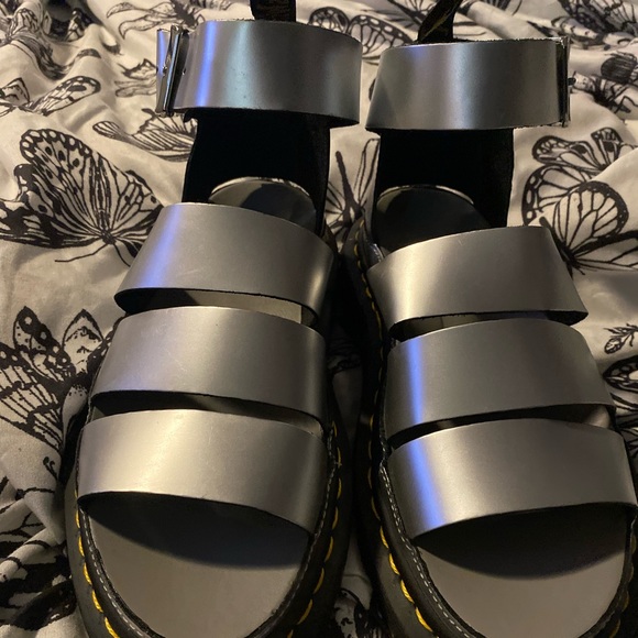 Dr Martens Clarissa II metallic sandals .. LIKE NEW - Picture 1 of 3